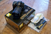 For Sale Brand New Nikon D7000 16.2MP DSLR